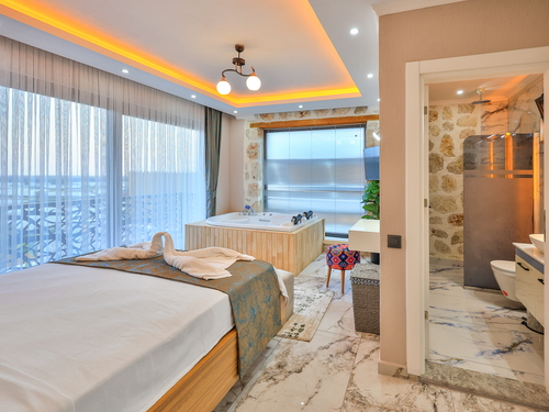  gece  -  Kasım
  | Seydikemer Karadere'de Romantik Balayı Villası: Çift Jakuzili Lüks Kaçamak
